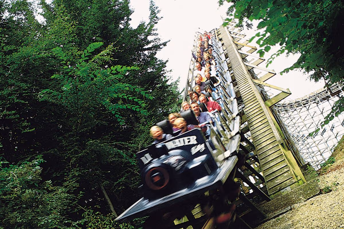 lightwater valley opening times
