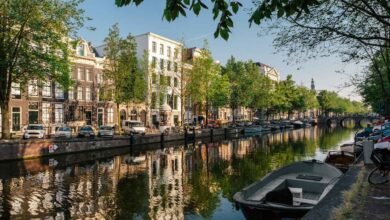 when will tourists be banned from amsterdam coffee shops